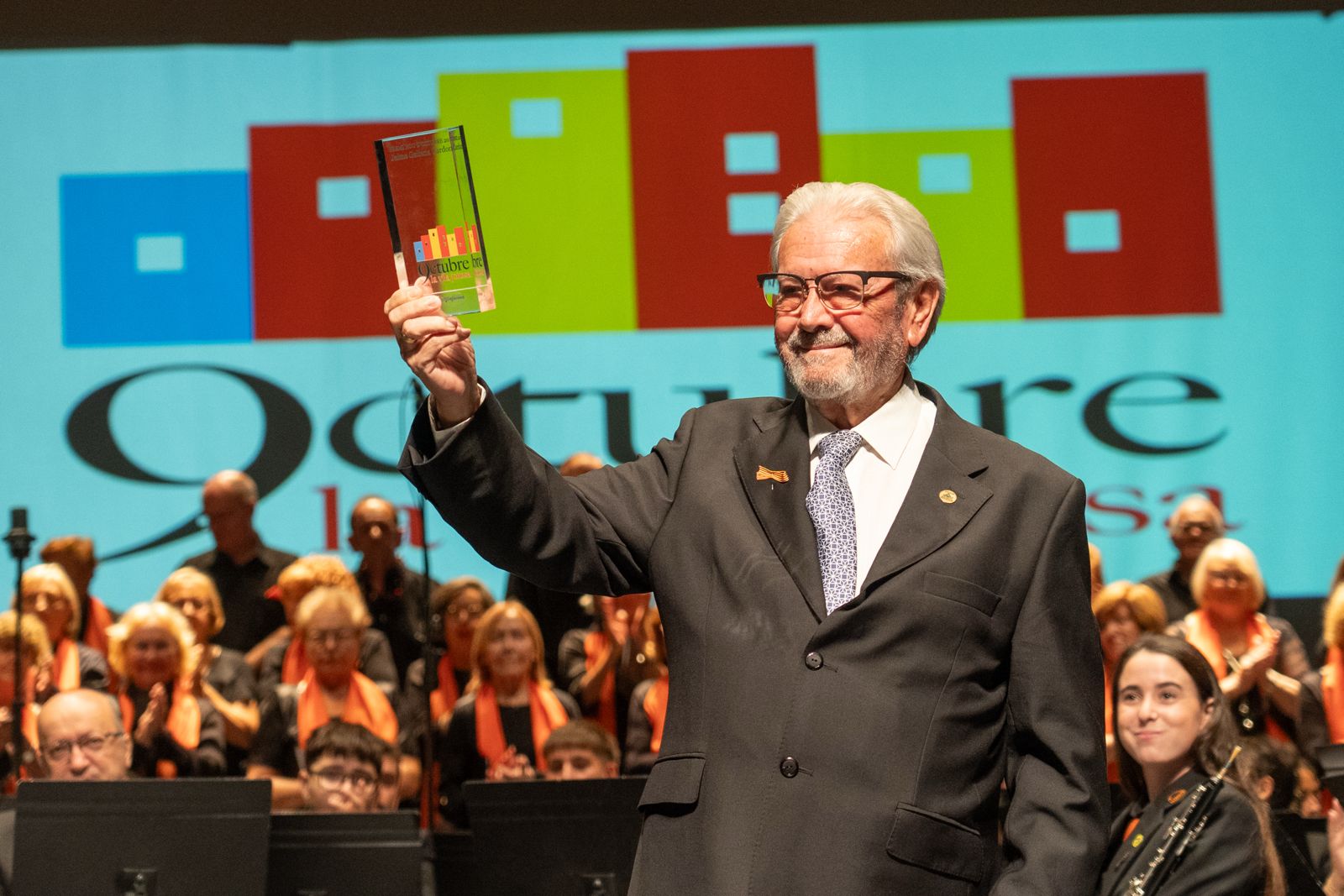 Jaime Galiana Cardona galardonado con el premio NOU D'OCTUBRE de la Vila Joiosa 2025